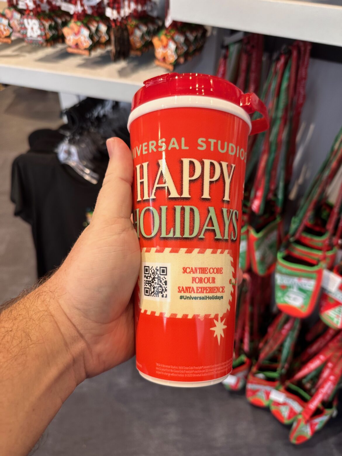Universal Orlando Debuts New Christmas Freestyle Cup & Carrier