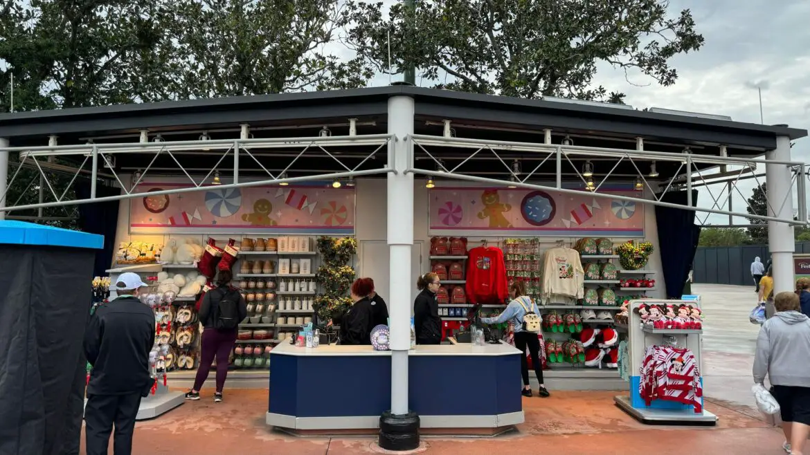 Holiday Merchandise Kiosk Returns to the World Showcase Bridge in EPCOT