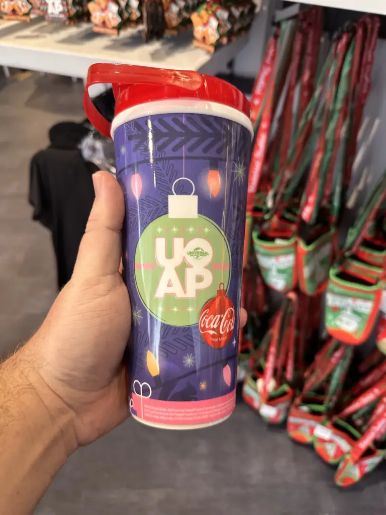 holiday-passholder-cup-1