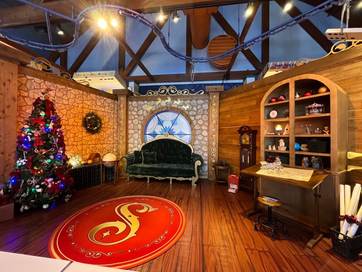 Where can you meet Santa Claus in Disney Springs