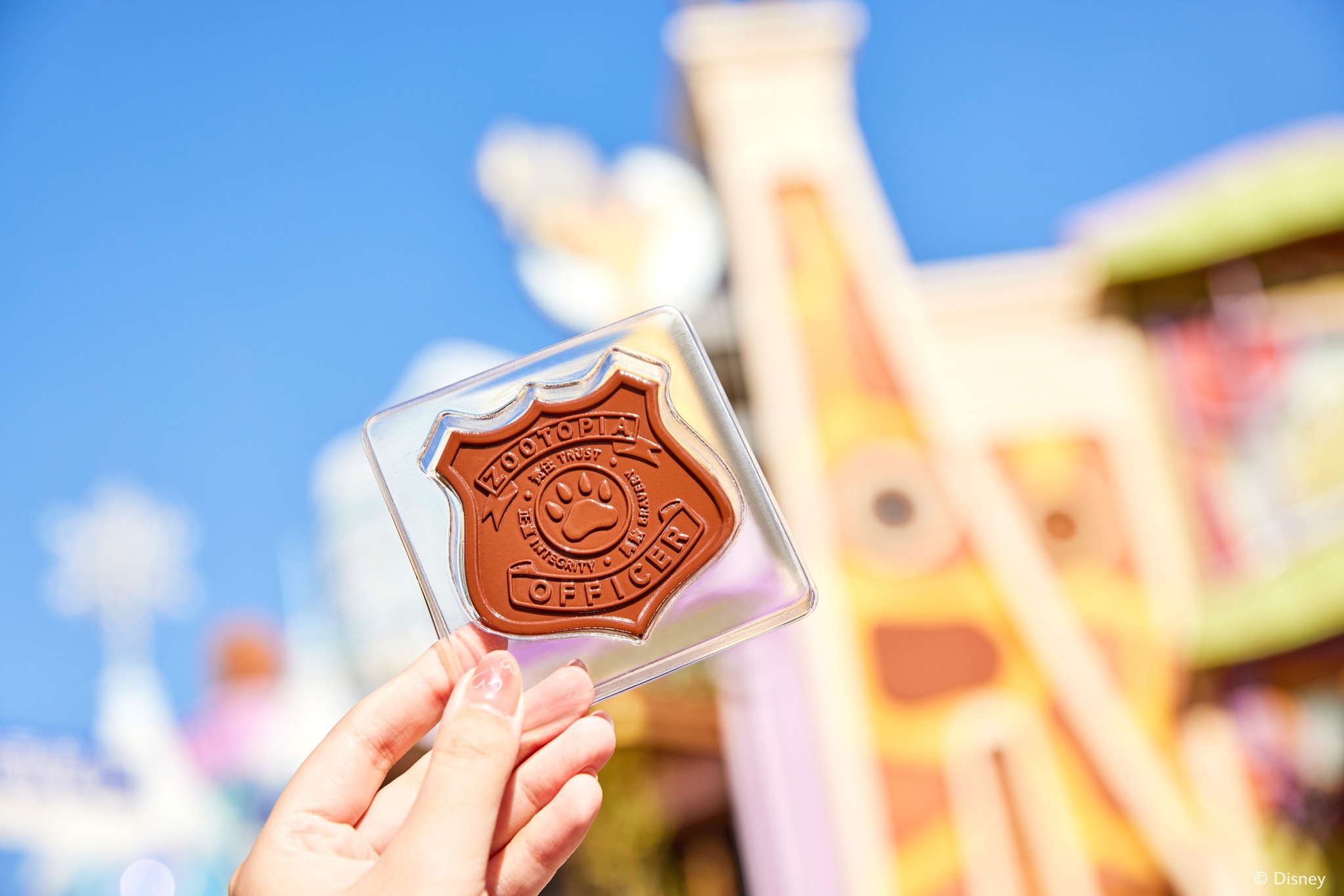 Closer Look at Our Favorite Foods Now Available in Zootopia at Shanghai Disneyland Chip and
