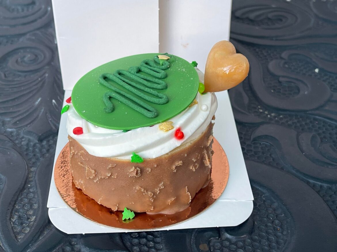 Dig into this Boozy Gingerbread Cheesecake from Amorette’s in Disney Springs
