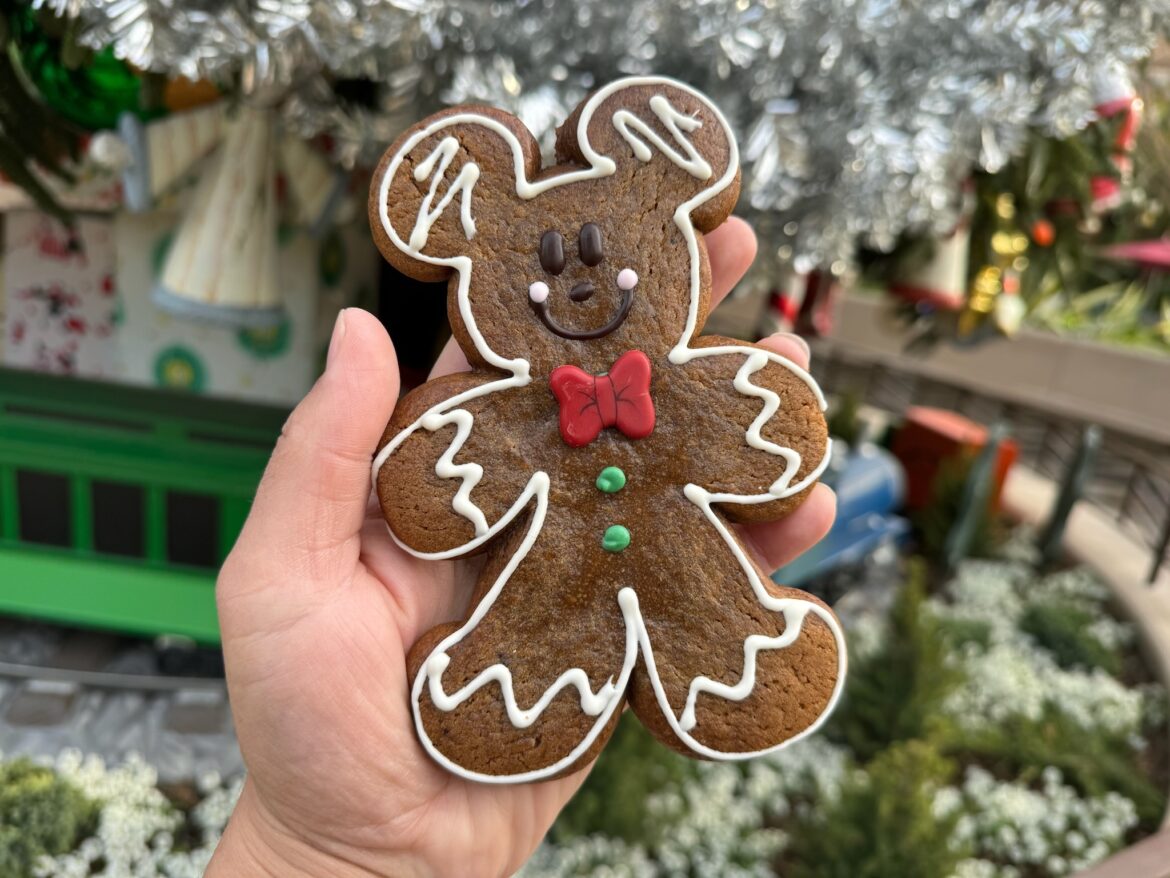 Dig into a Mickey Gingerbread Cookie at the Disneyland Resort