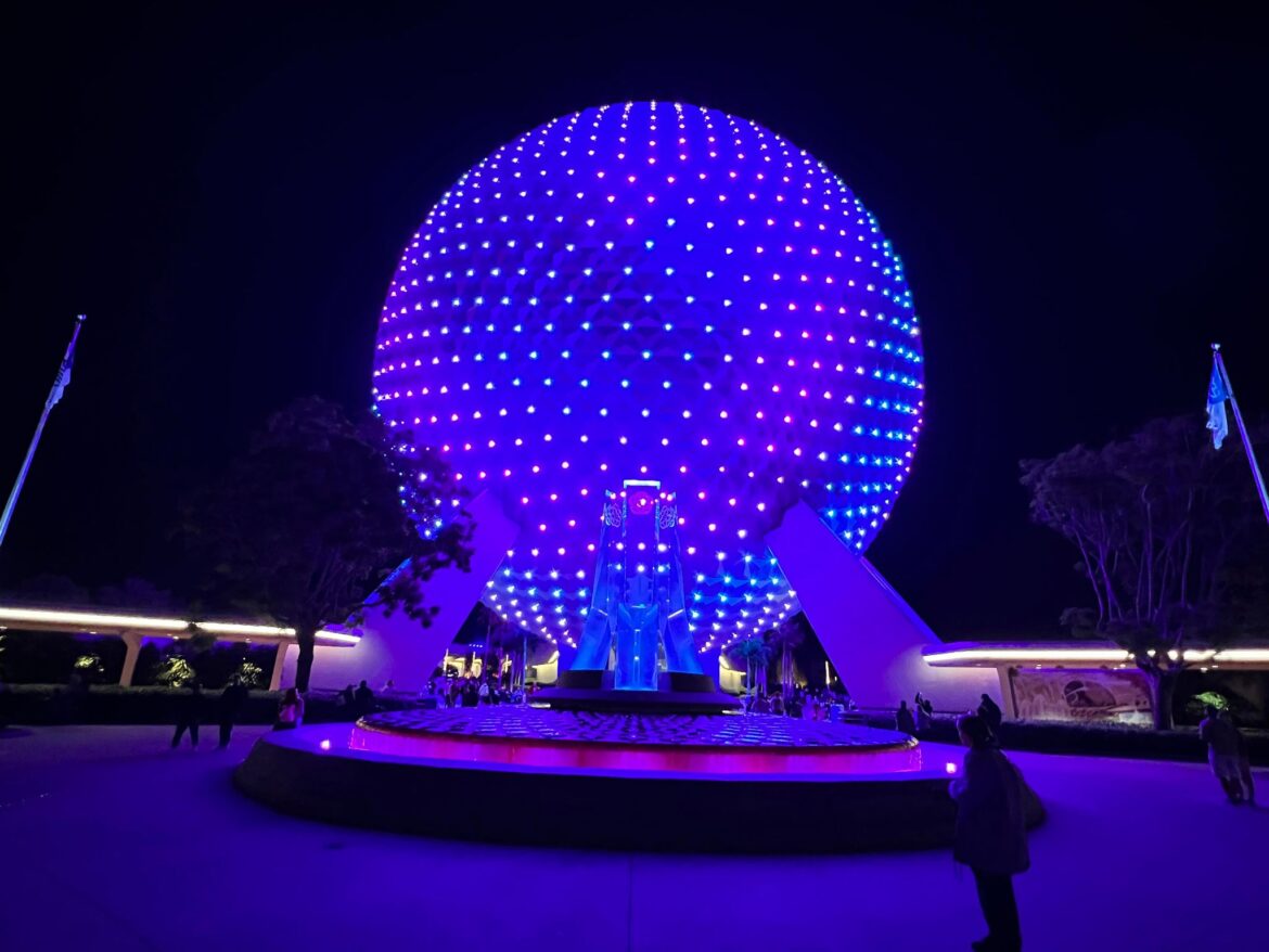 Disney Wish Spaceship Earth Show Wows Guests in EPCOT