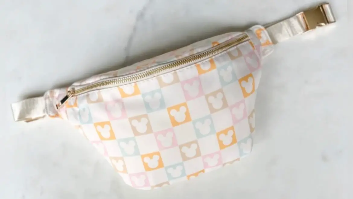 Super Cute Checkered Mickey Mouse Fanny Pack For Your Visit To The Parks!