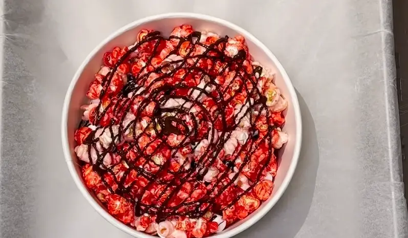 Strawberry-Crunch-Popcorn-3