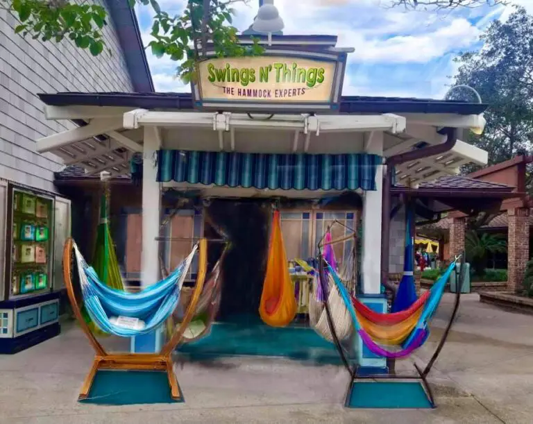 Swings N' Things Kiosk Permanently Closes at Disney Springs Chip and