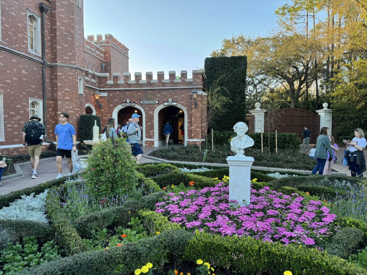 UK Pavilion Bathrooms Reopen in EPCOT