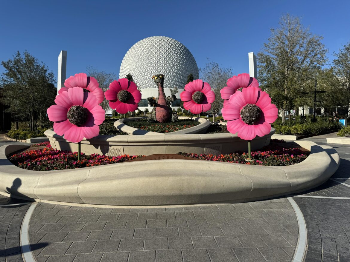 Figment Topiary Returns to EPCOT Ahead of Flower & Garden Festival