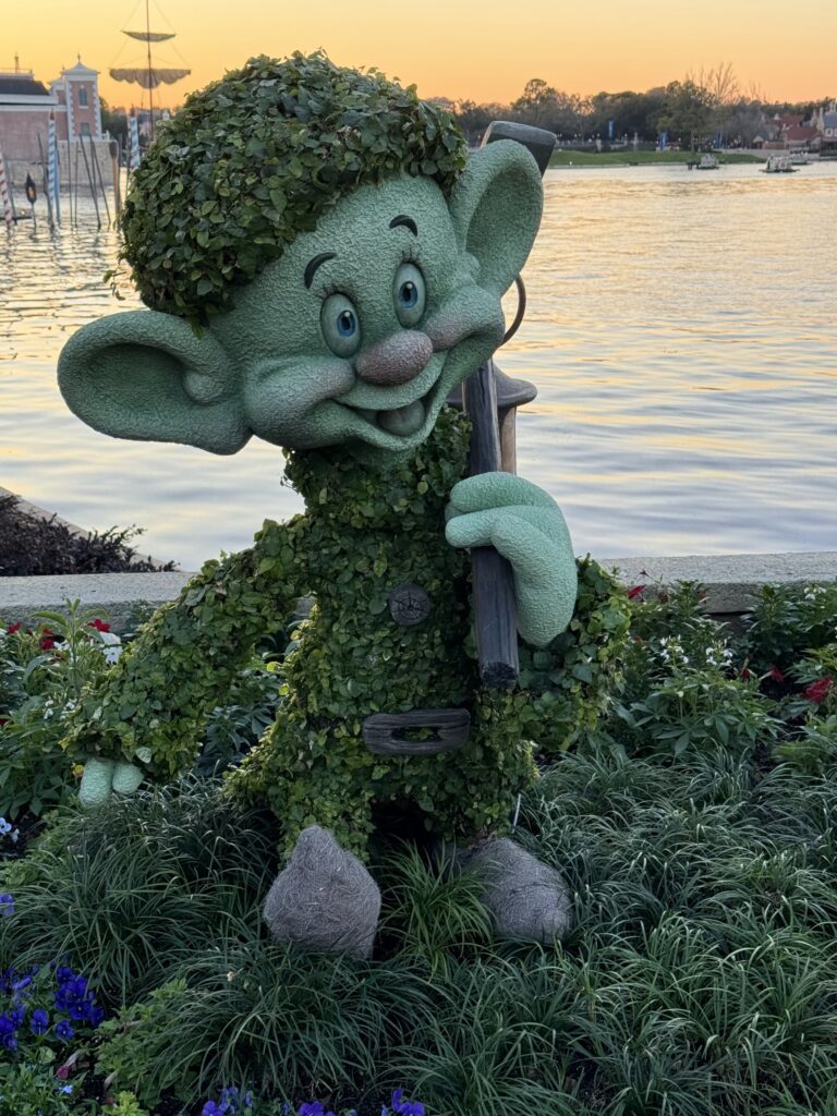 topiary-dopey