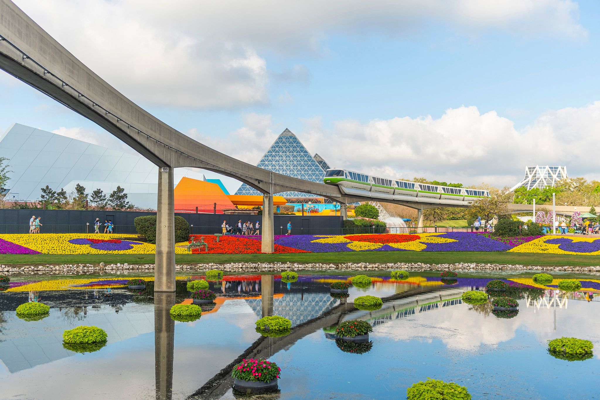 Walt Disney World Extends Early Entry and Extended Evening Hours