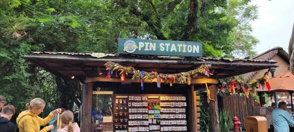 pin-station