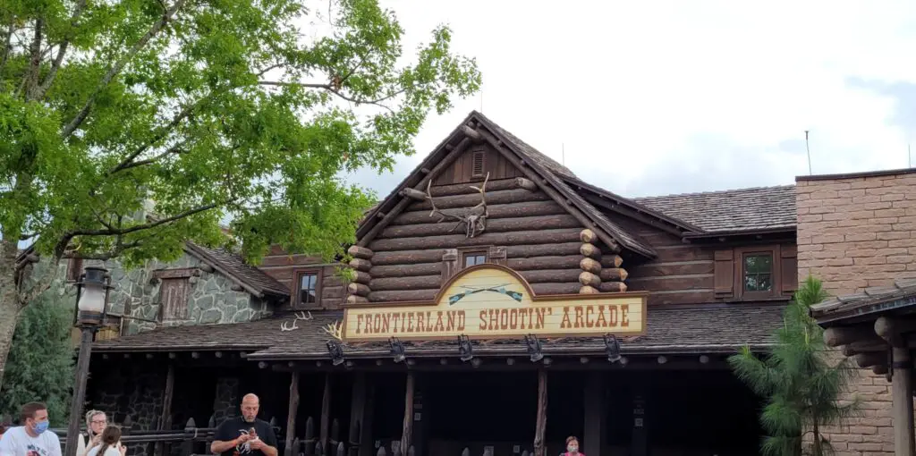 Frontierland-Shootin-Arcade-to-Close-for-New-DVC-Lounge