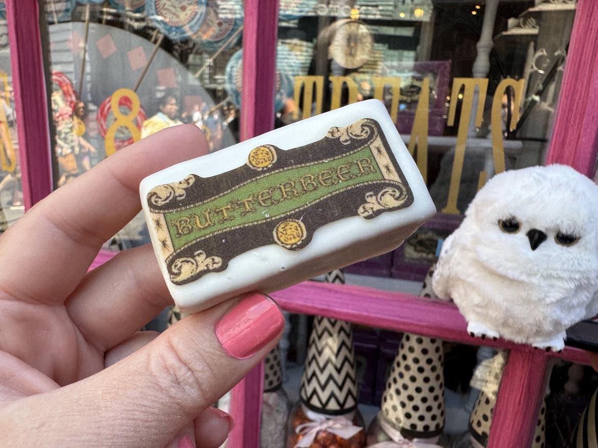 We tried the New Butterbeer Treats at Universal Orlando