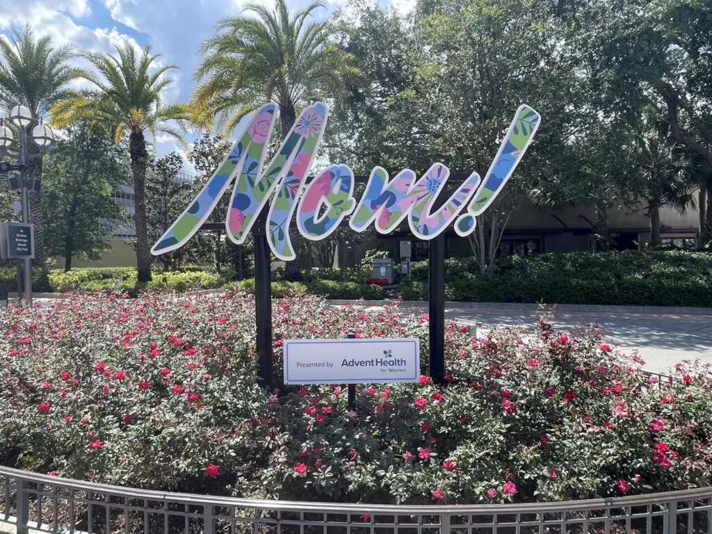 Disney-springs-mom-sign-3