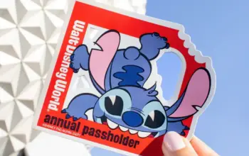 First-Look-at-New-Disney-World-Annual-Passholder-Stitch-Magnet