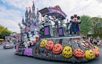 Halloween-Festivities-Return-to-Disney-Parks-Across-the-Globe-1