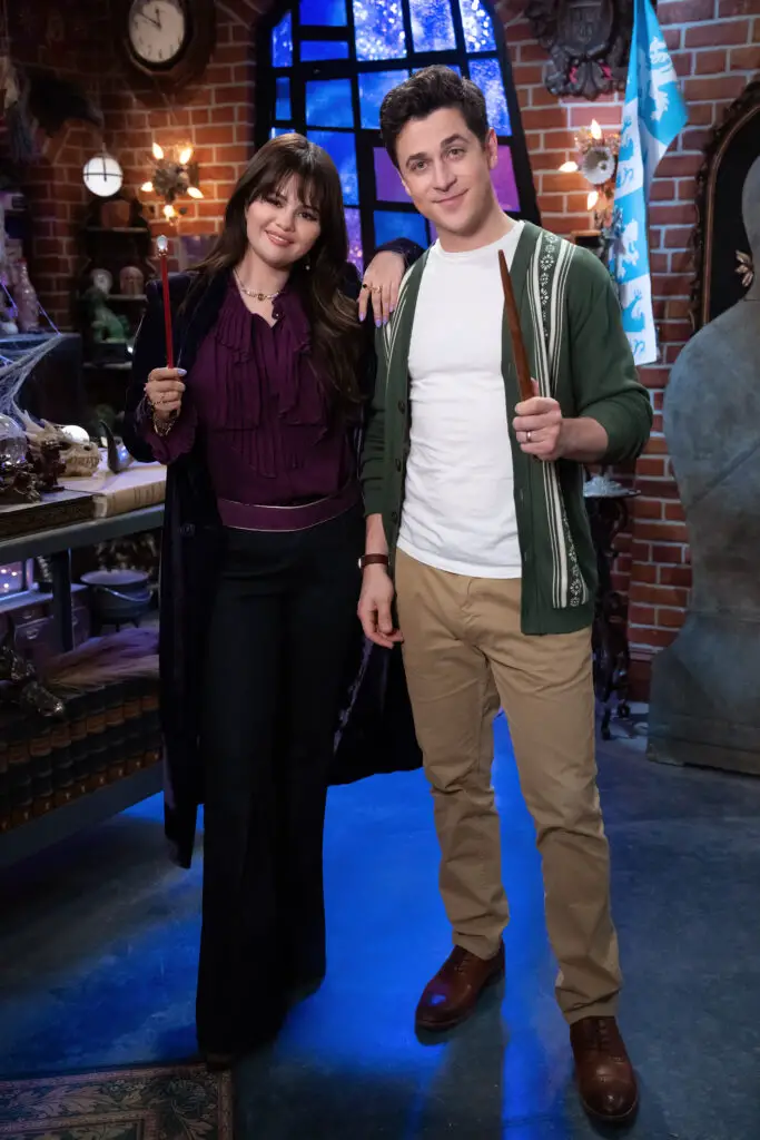 SELENA GOMEZ, DAVID HENRIE