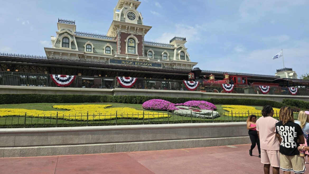 Memorial Day Patriotic Bunting Added to the Magic Kingdom