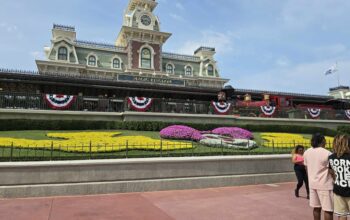 Memorial-Day-Patriotic-Bunting-Added-to-the-Magic-Kingdom-1