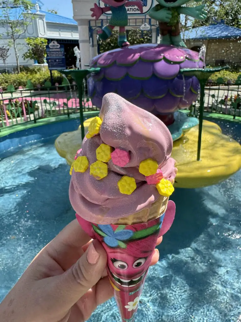 We-tried-the-Brozone-Berry-and-Poppy-licious-Pink-Ice-Cream-Cones-from-Trolls-Treats-in-DreamWorks-Land-2