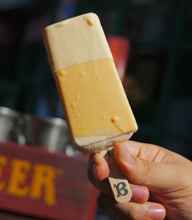butterbeer-ice-lolly-2