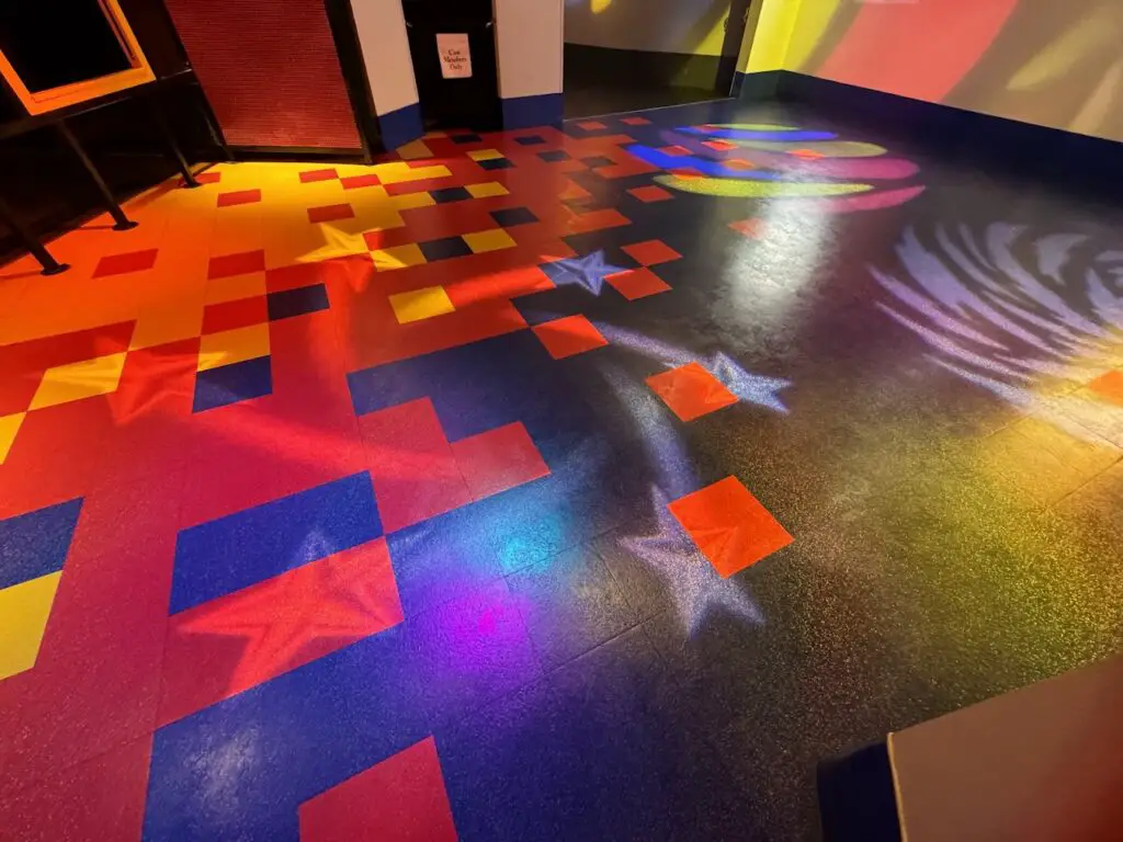 epcot-imagination-pavilion-new-floor-effects-3