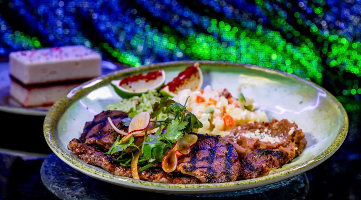 You can now book Fantasmic Dining Packages at River Belle Terrace or Rancho del Zocalo