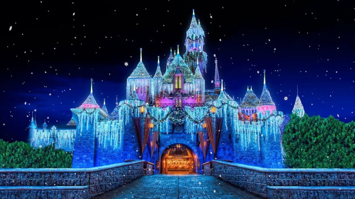 2024 Holiday Season Kicking off in Disneyland on November 15th