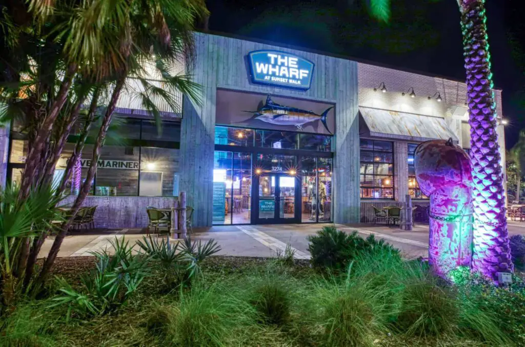 wharf-ext-front-night