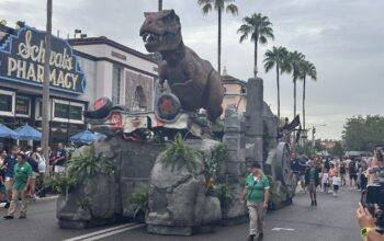 Mega Movie Parade T Rex