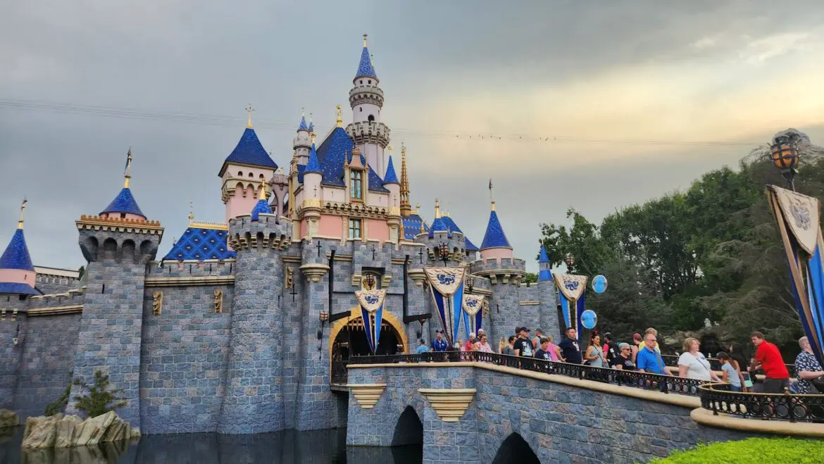 Disneyland Cast Members Ratify New Contracts Avoiding Strike