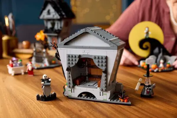 LEGO Ideas The Nightmare Before Christmas Set