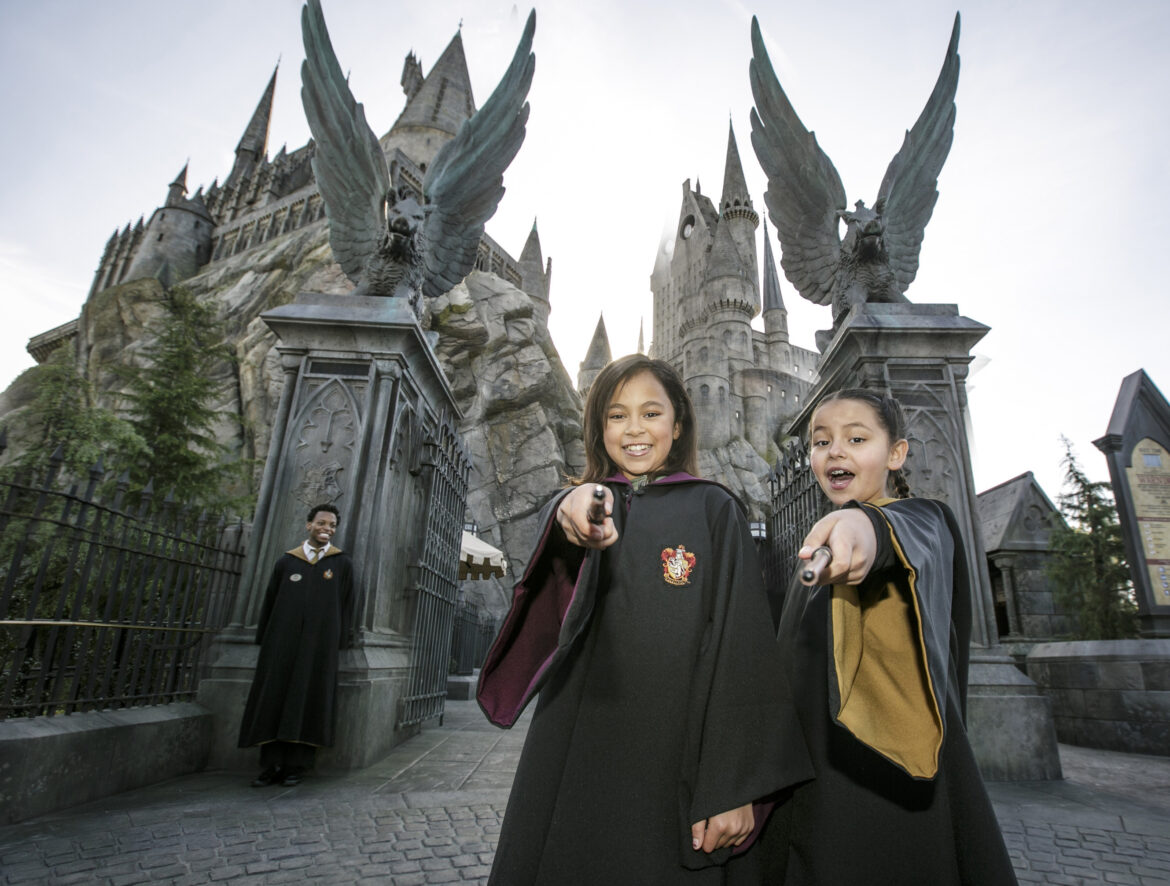 Universal Orlando Resort & Universal Studios Hollywood Celebrate “Back to Hogwarts” at “The Wizarding World of Harry Potter