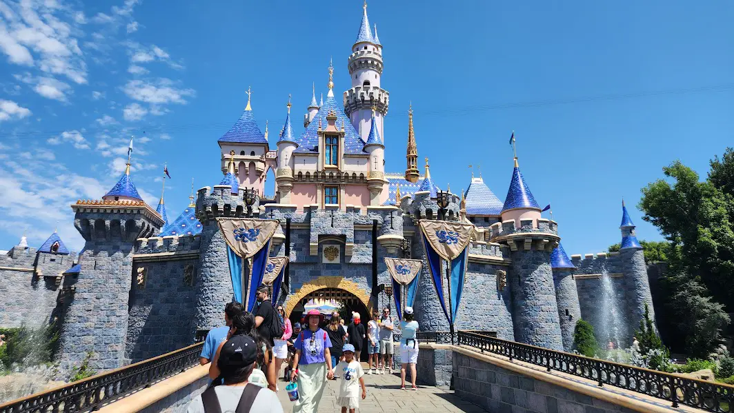 Disneyland 2025 Bookings Open August 21