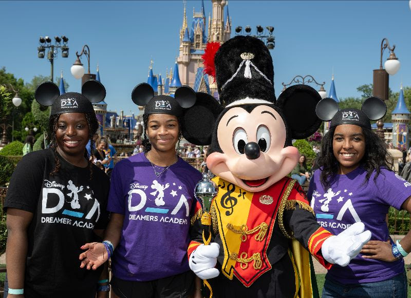 Apply or Nominate Now for Disney Dreamers Academy at Walt Disney World Resort!