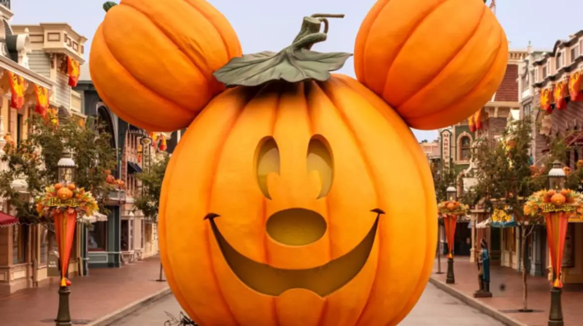 Giant Mickey Jack-o’-Lantern Returns to Disneyland for 2024 Halloween Season