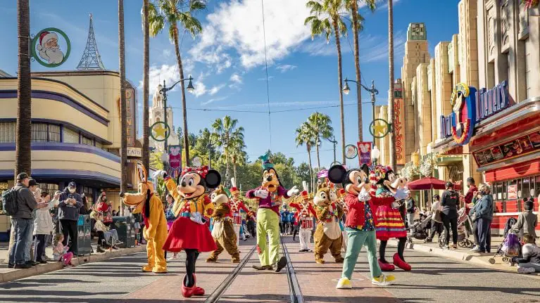 Disney’s ¡Viva Navidad! Street Party Suffers Budget Cuts