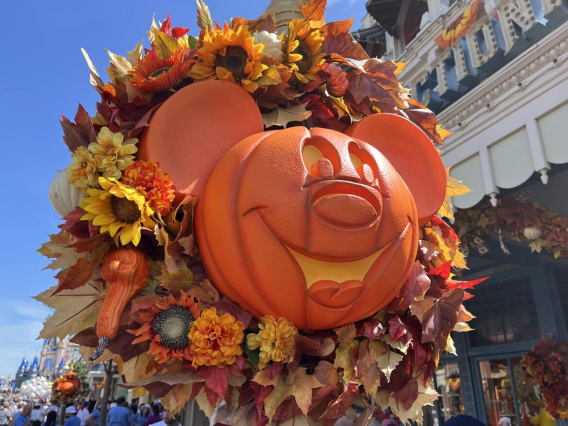 Iconic Mickey Pumpkin Wreaths Return to Magic Kingdom Just in Time for Halloween Party!