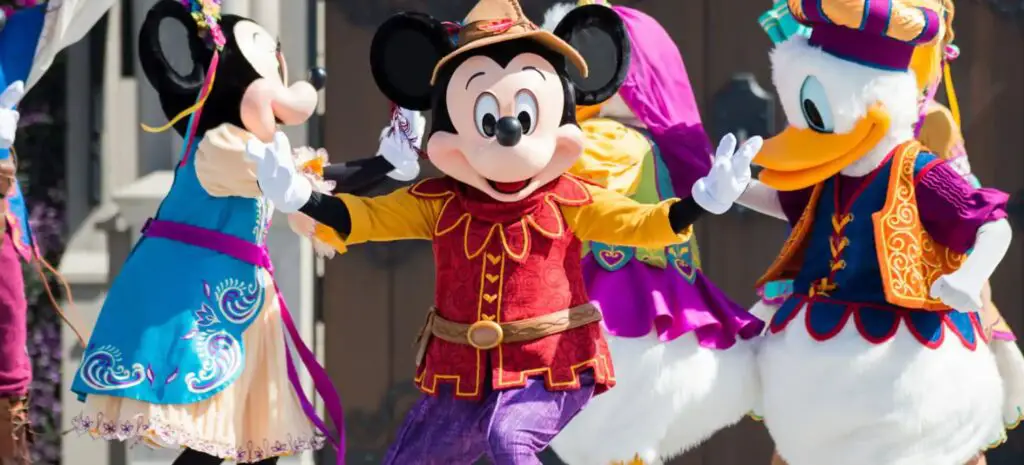 Disney Looking for Dancers for Mickey's Magical Friendshipo Faire 1