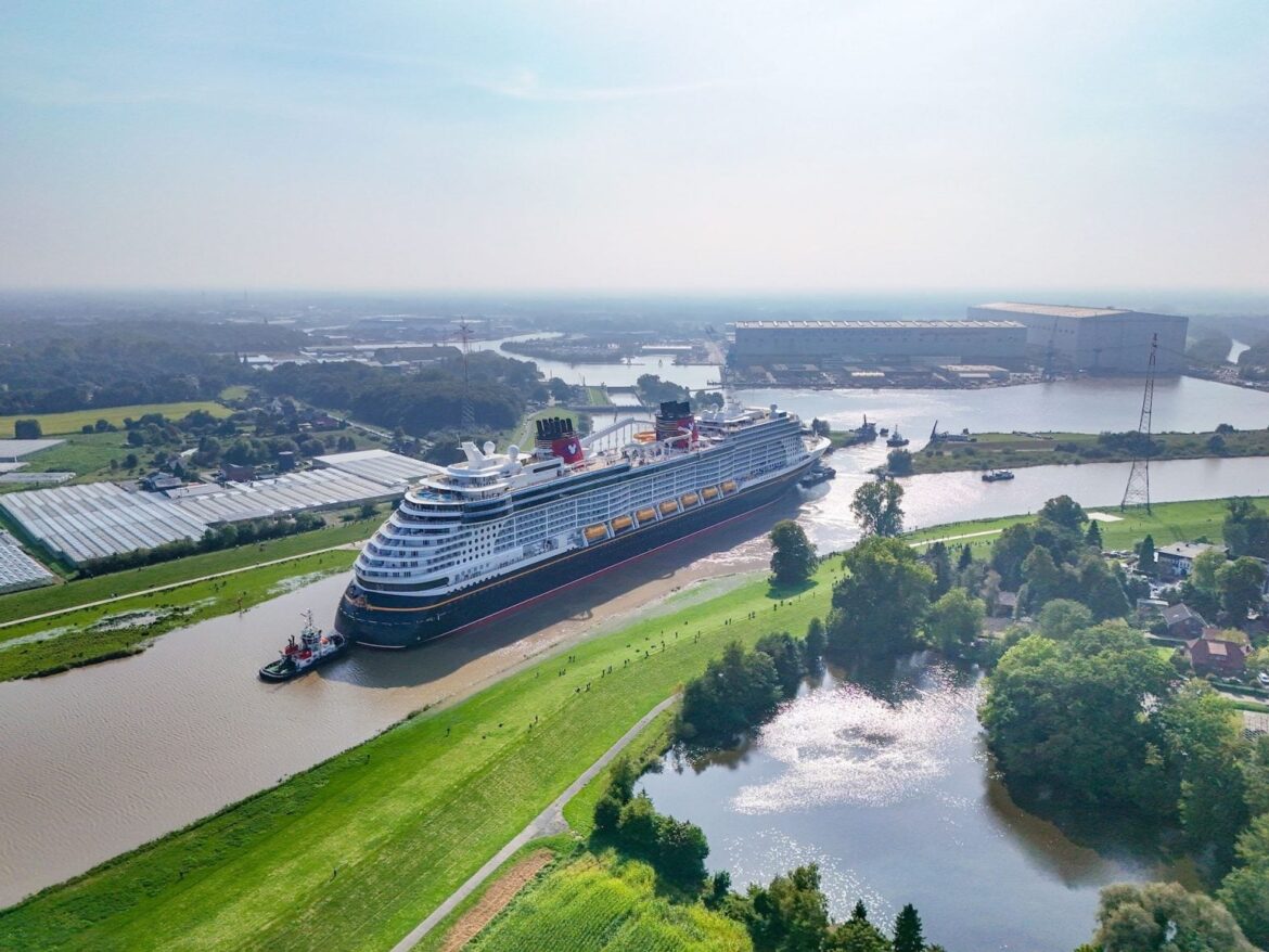 Disney Treasure Leaves Meyer Werft Shipyard Toward Open Water for the First Time