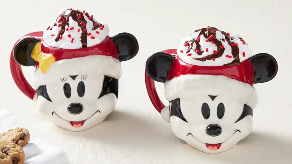 New Santa Mickey Mouse and Minnie Mouse Mug Set at Pottery Barn!