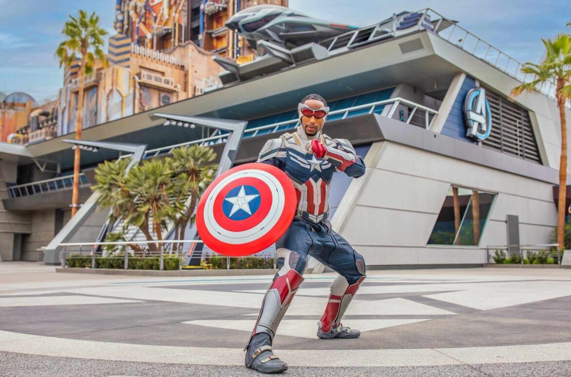 Disney Visa Cardmember-Exclusive Superhero Photo Experience Comes to California Adventure