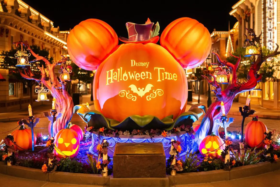 Celebrate Halloween at Hong Kong Disneyland