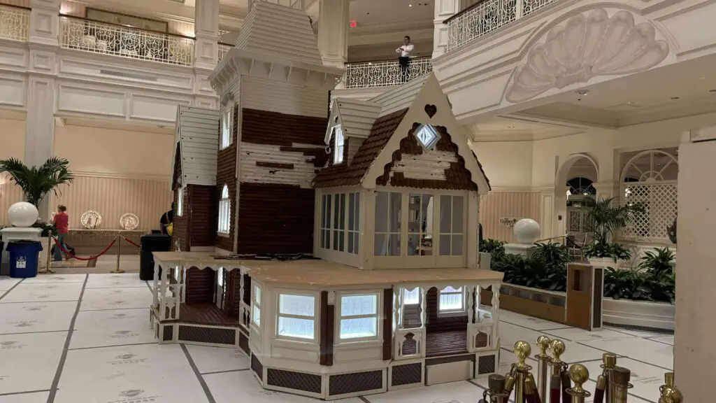 2024 Grand Floridian Gingerbread House 4