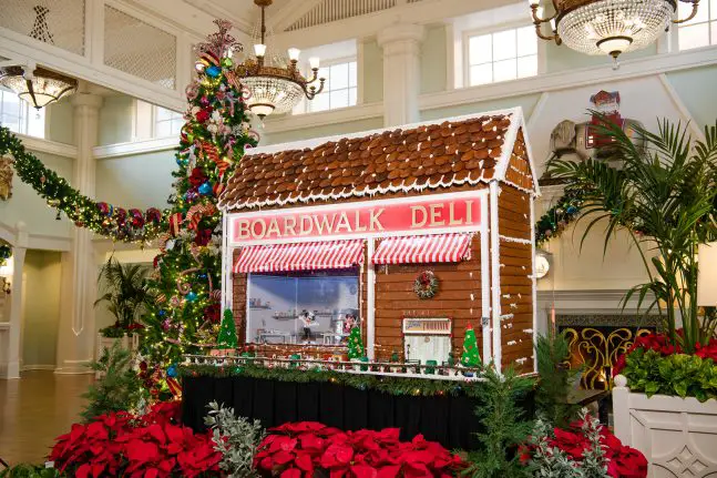 2024-wdw-holidays-boardwalk-gingerbread-647x431