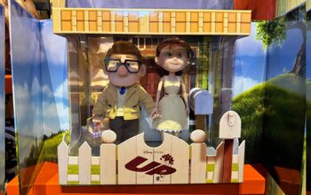 Ellie and Carl Doll Set