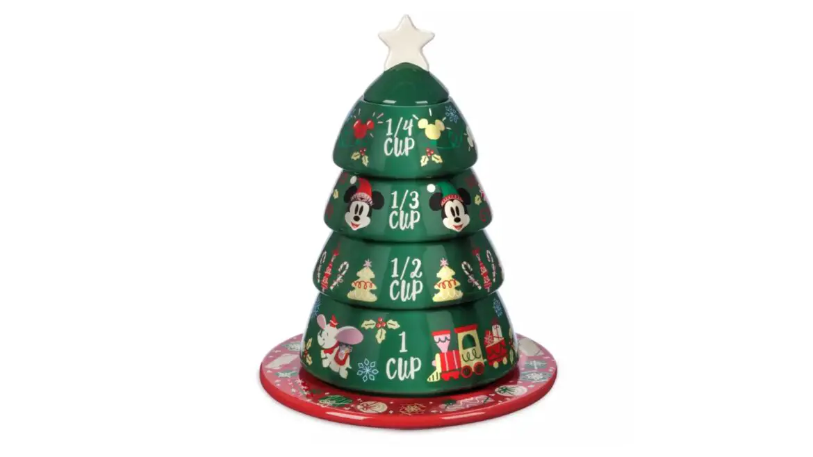 This Mickey and Minnie Mouse Christmas Tree Stacking Measuring Cup Set Is A Must Have For Your Holiday Baking!