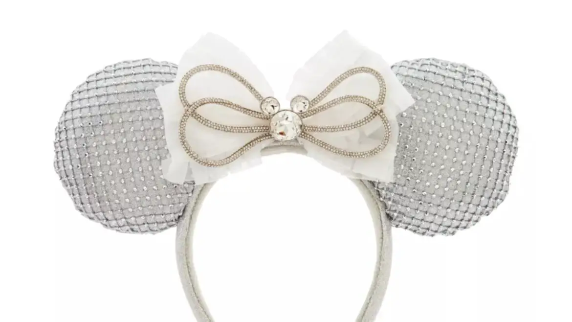 Minnie Mouse Holiday Gem Ear Headband: A Dazzling Holiday Accessory