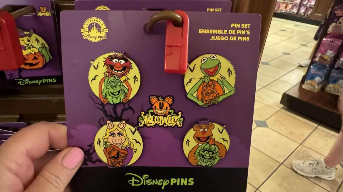 Get Spooky with The Muppets Halloween Glow-in-the-Dark Pin Set!